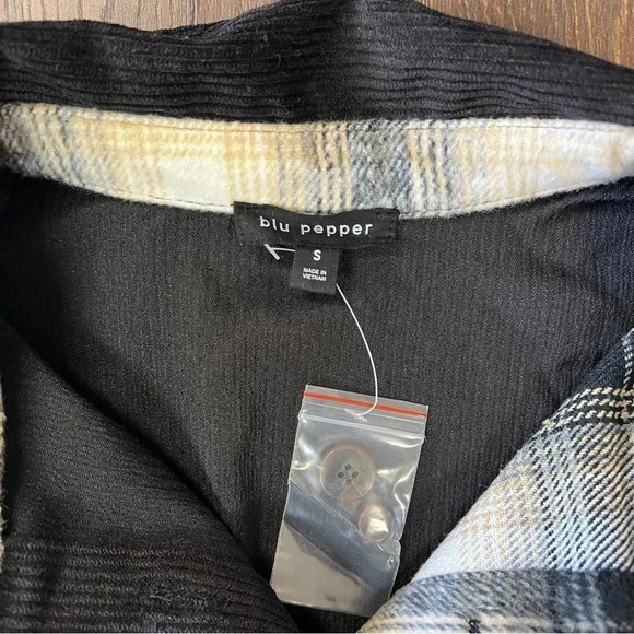 🆕 Blu Pepper Color Block Corduroy Shirt SZ SM - Picture 2 of 4